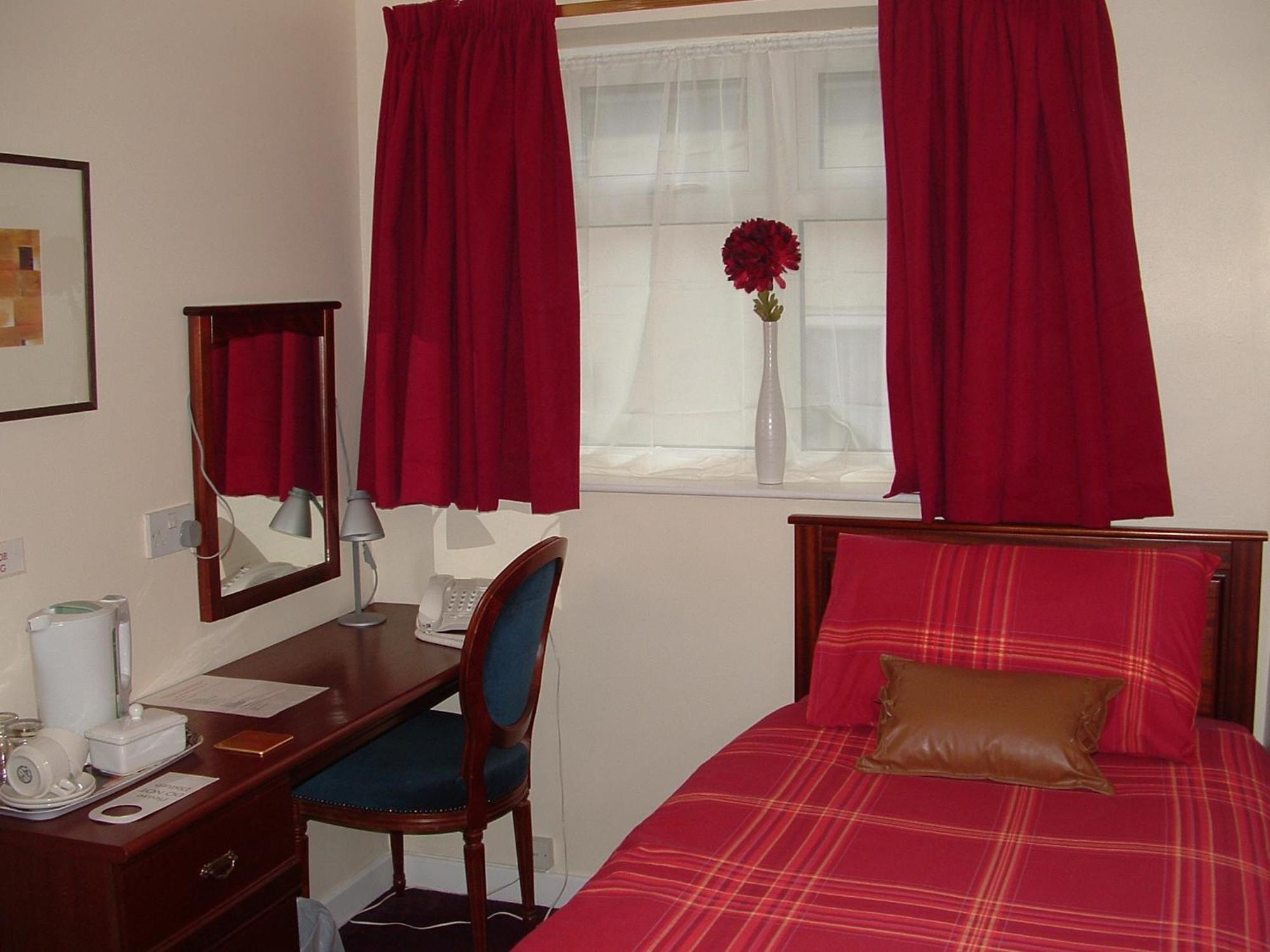 The Waverley Hotel Crewe Bagian luar foto